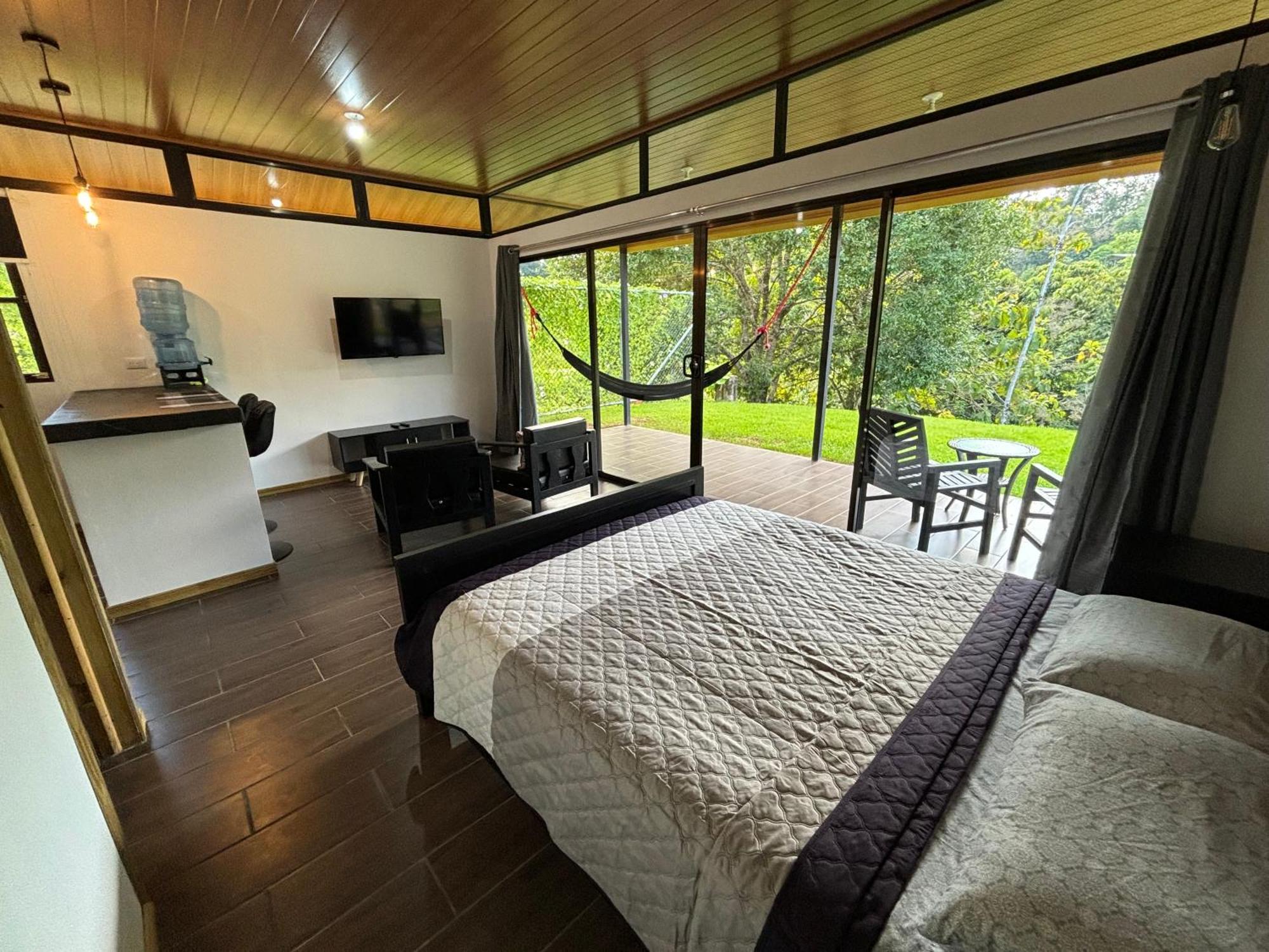 Pacheco Tours Rainforest Cabins 4X4 Only Drakes Bay Extérieur photo
